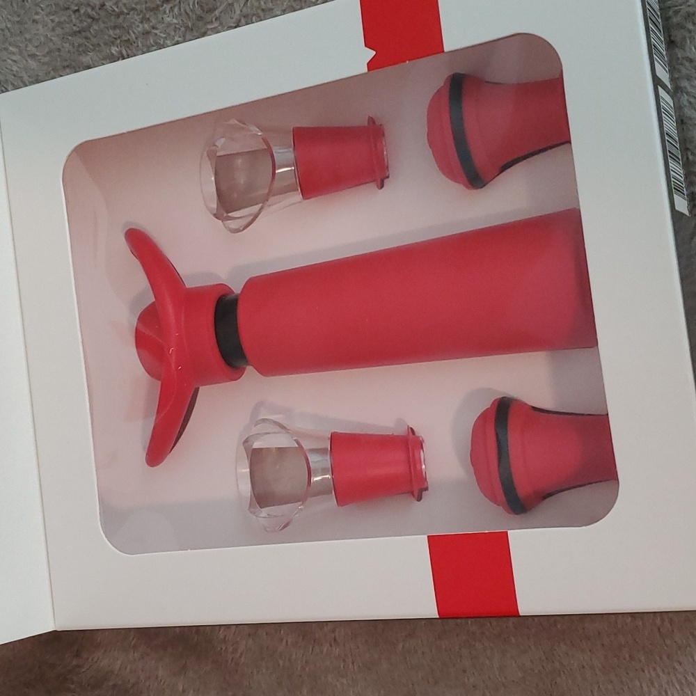 Vacu Vin Wine Saver Gift Set - Picture 4 of 4